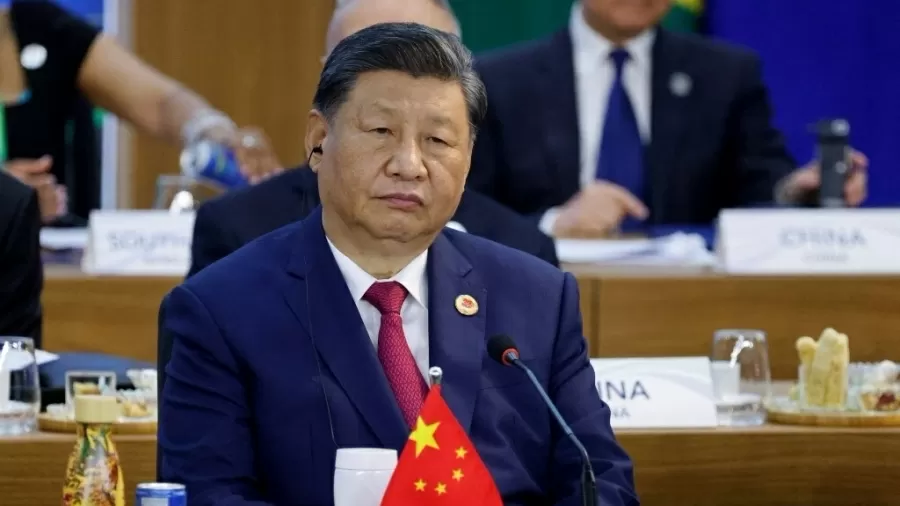 Exclusive! China racks up $1 trillion trade surplus over 12 months through March