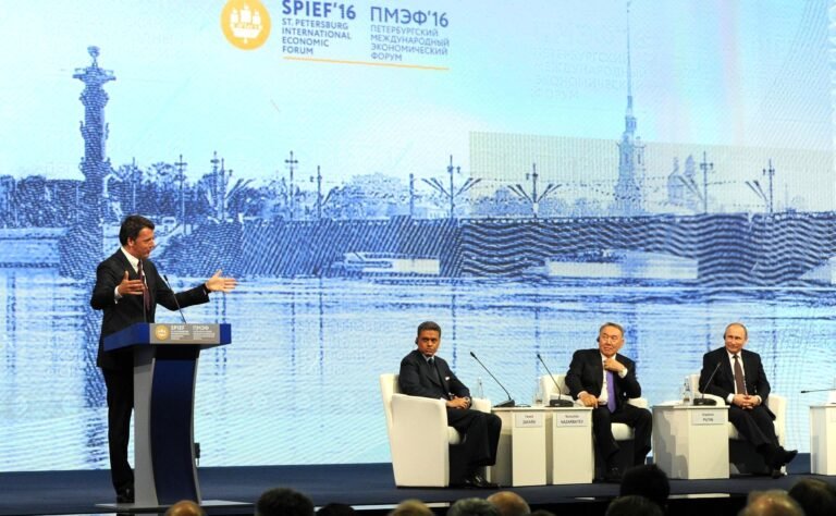 Plenary_session_of_St_Petersburg_International_Economic_Forum_(2016-06-17)_10