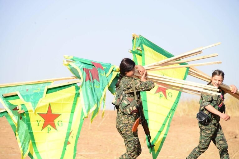 Kurdish YPG Fighters
