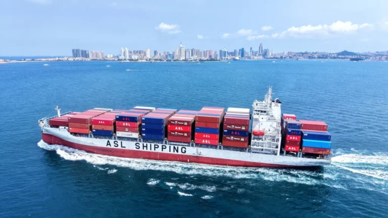 108182752-1754533832834-gettyimages-2227942514-cfoto-jiaozhou250805-npxfi-1024x576