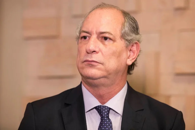 23022018-vsr-lilian-tahan-e-caio-barbieri-entrevistam-ciro-gomes-020